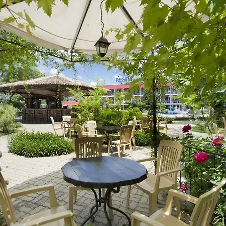 瑞加纳酒店 阳光海滩
