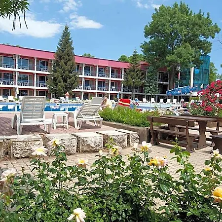 Regina 3* Sluneční pobřeží