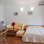 Regina Hotel 3*